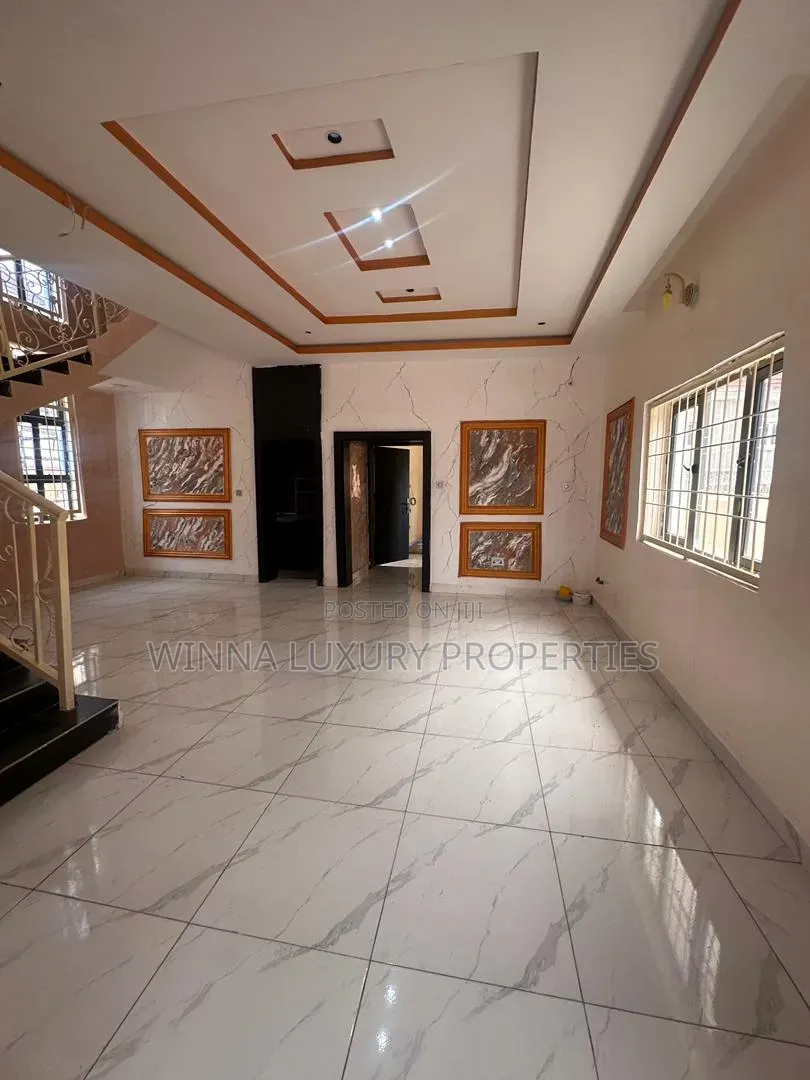 5bdrm Duplex in Gwarinpa Extension for rent in Gwarinpa