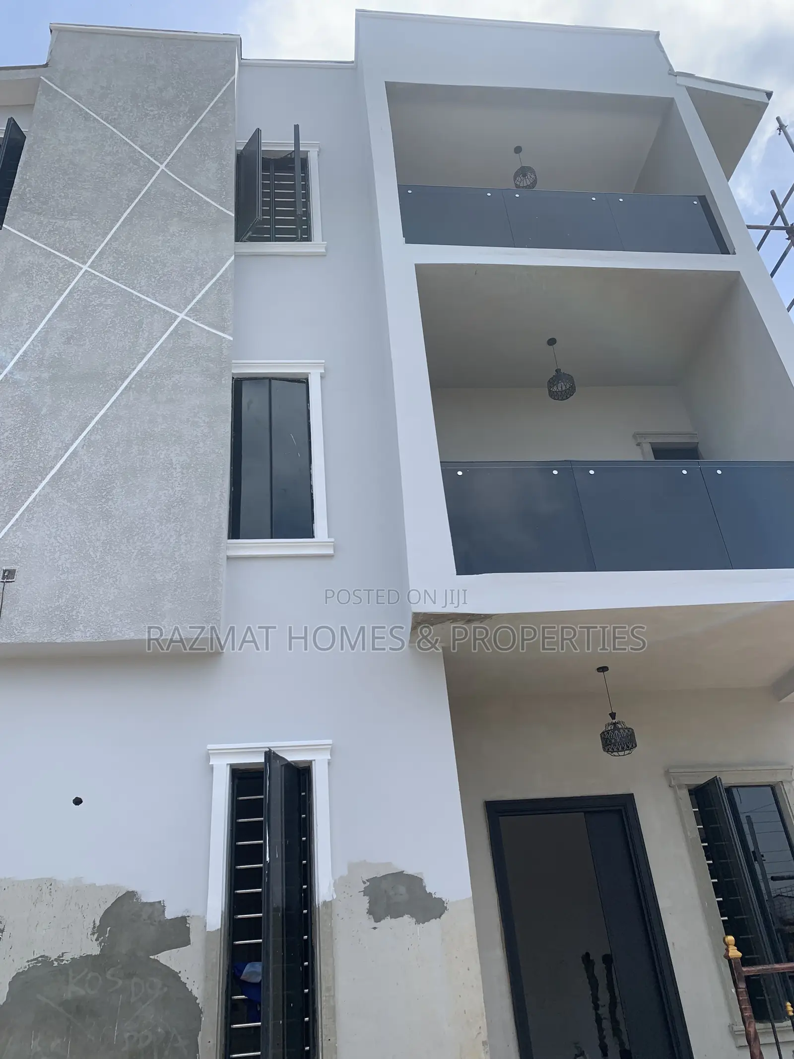 5bdrm Duplex in Millenuim/UPS for rent in Millenuim/UPS