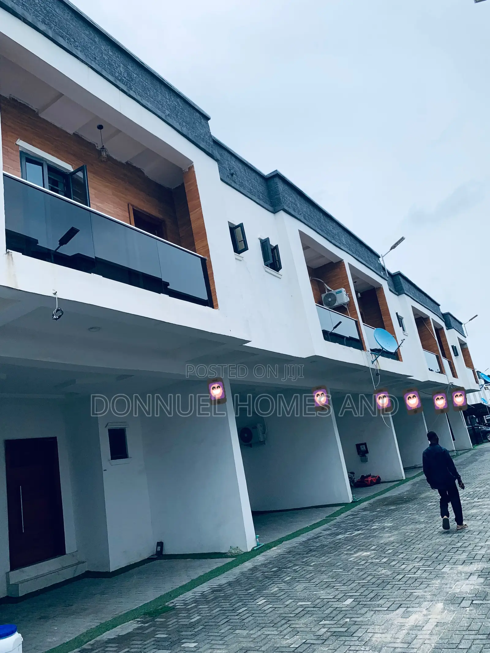 3bdrm Townhouse / Terrace in Ikota for rent in Ikota