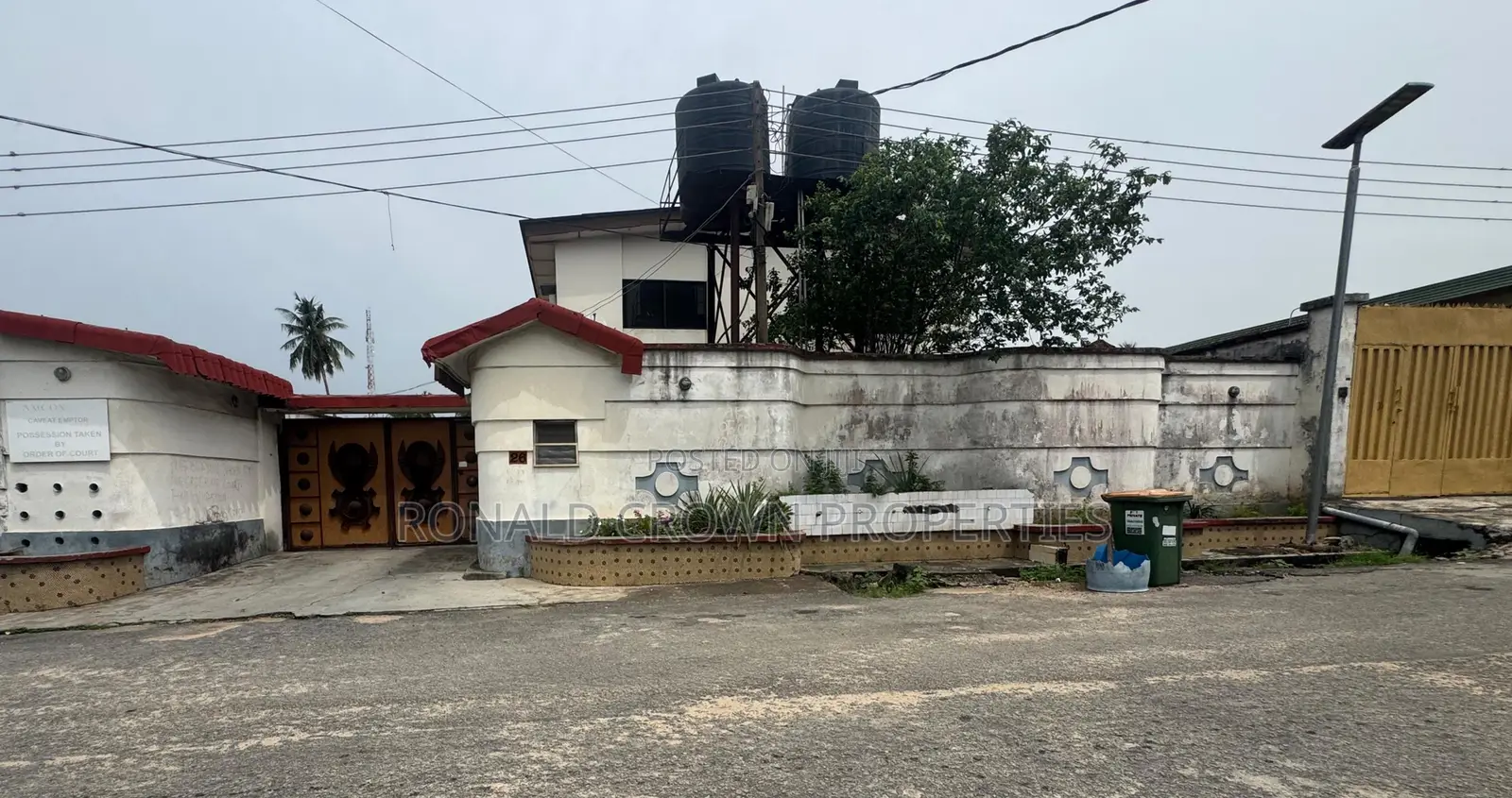 Land Measuring 1000sqm With Demolishable Building at Ikeja in Adeniyi Jones