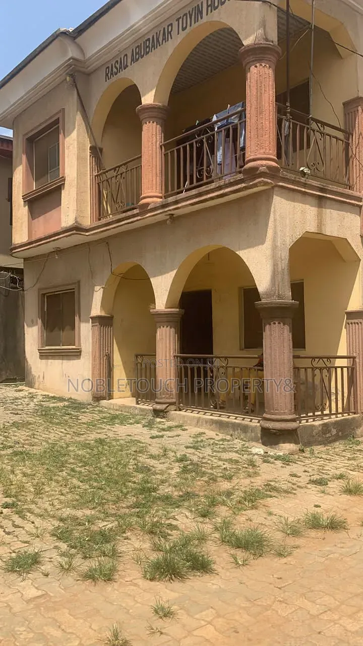 1bdrm Block of Flats in Akesan Igando Lagos for sale in Akesan