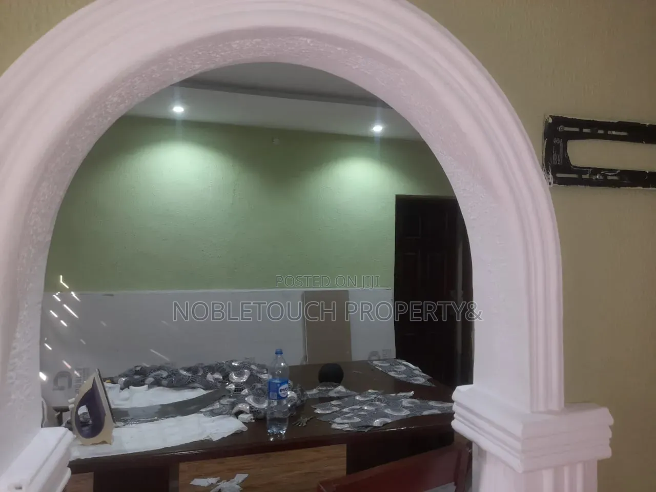 4bdrm Bungalow in Lekki Ajah Lagos, Abraham Adesanya Estate for sale in Abraham Adesanya Estate