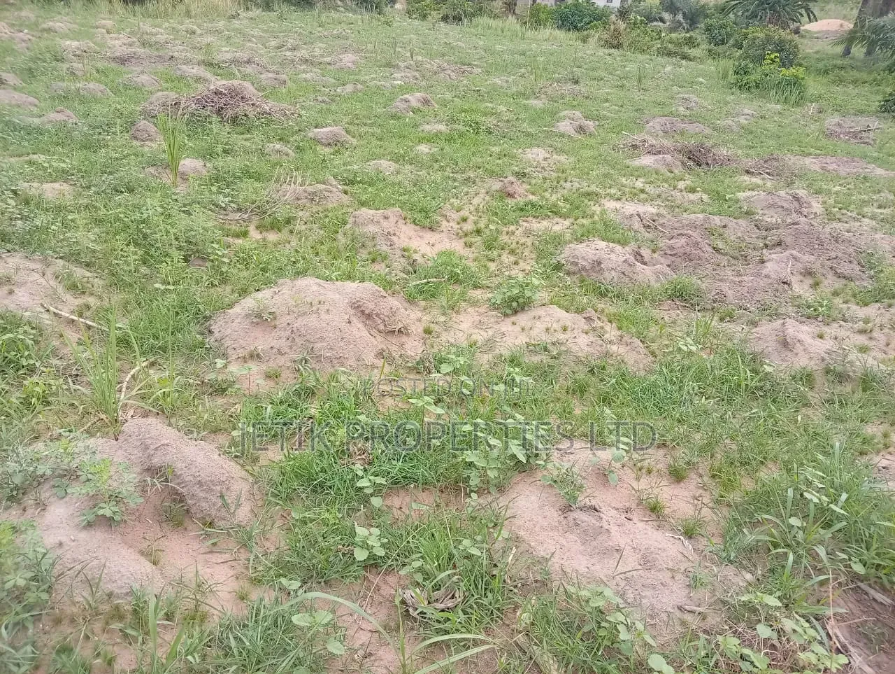 A Distress Plot of Land for Sale in Makurdi