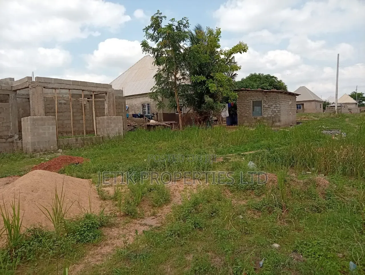 A Distress Plot of Land for Sale in Makurdi