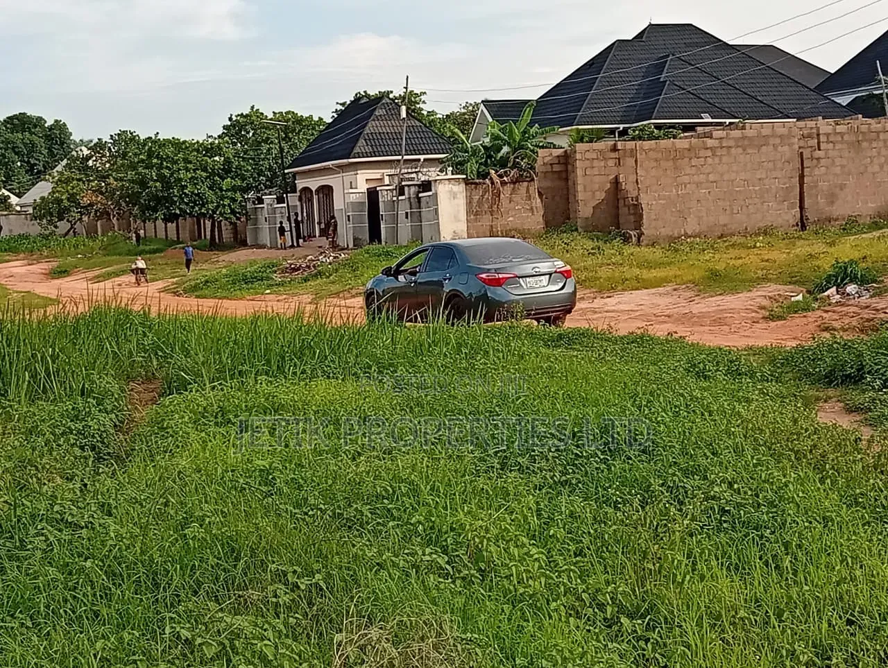 A Distress Plot of Land for Sale in Makurdi