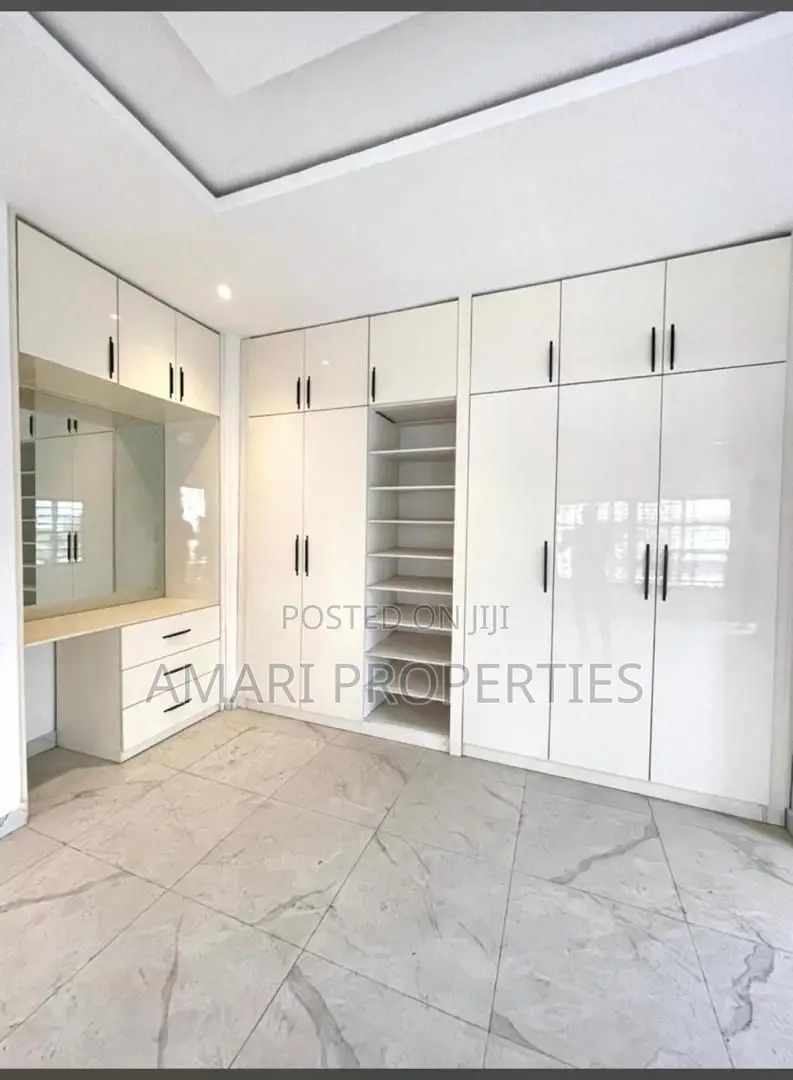 5bdrm Duplex in Lekki Phase 1 for rent in Lekki Phase 1