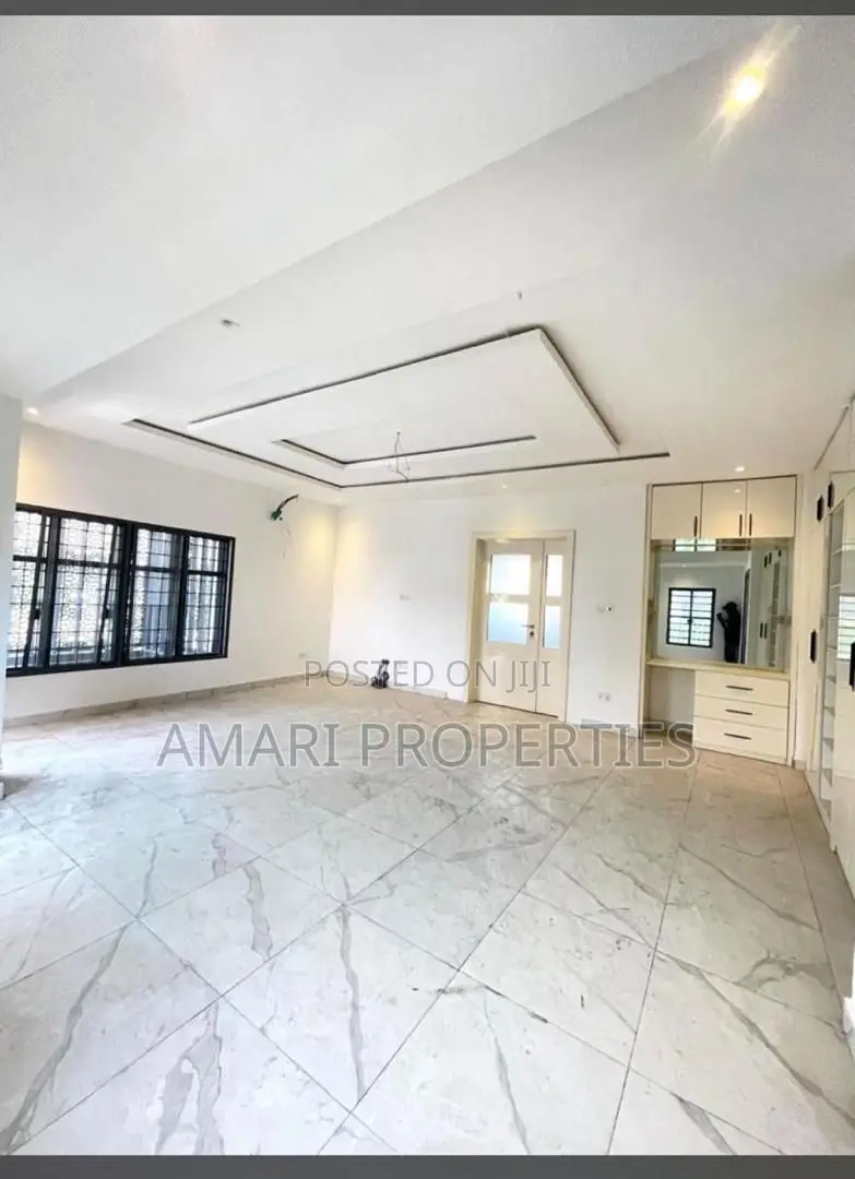 5bdrm Duplex in Lekki Phase 1 for rent in Lekki Phase 1