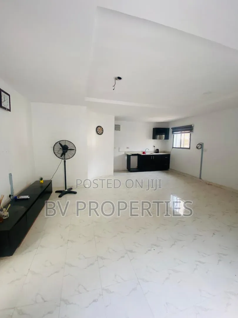 2bdrm Apartment in Osapa london for rent in Osapa london