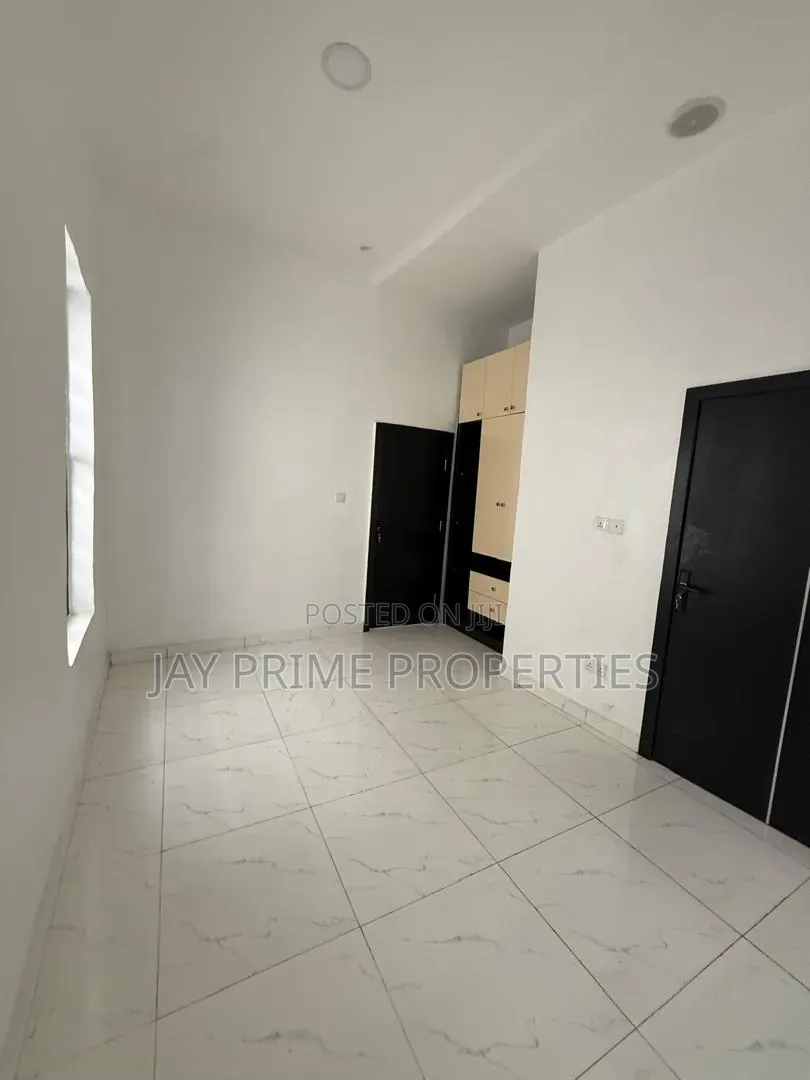 1bdrm Shared Apartment in Orchid, Royal Pine, Lekki for rent in Lekki