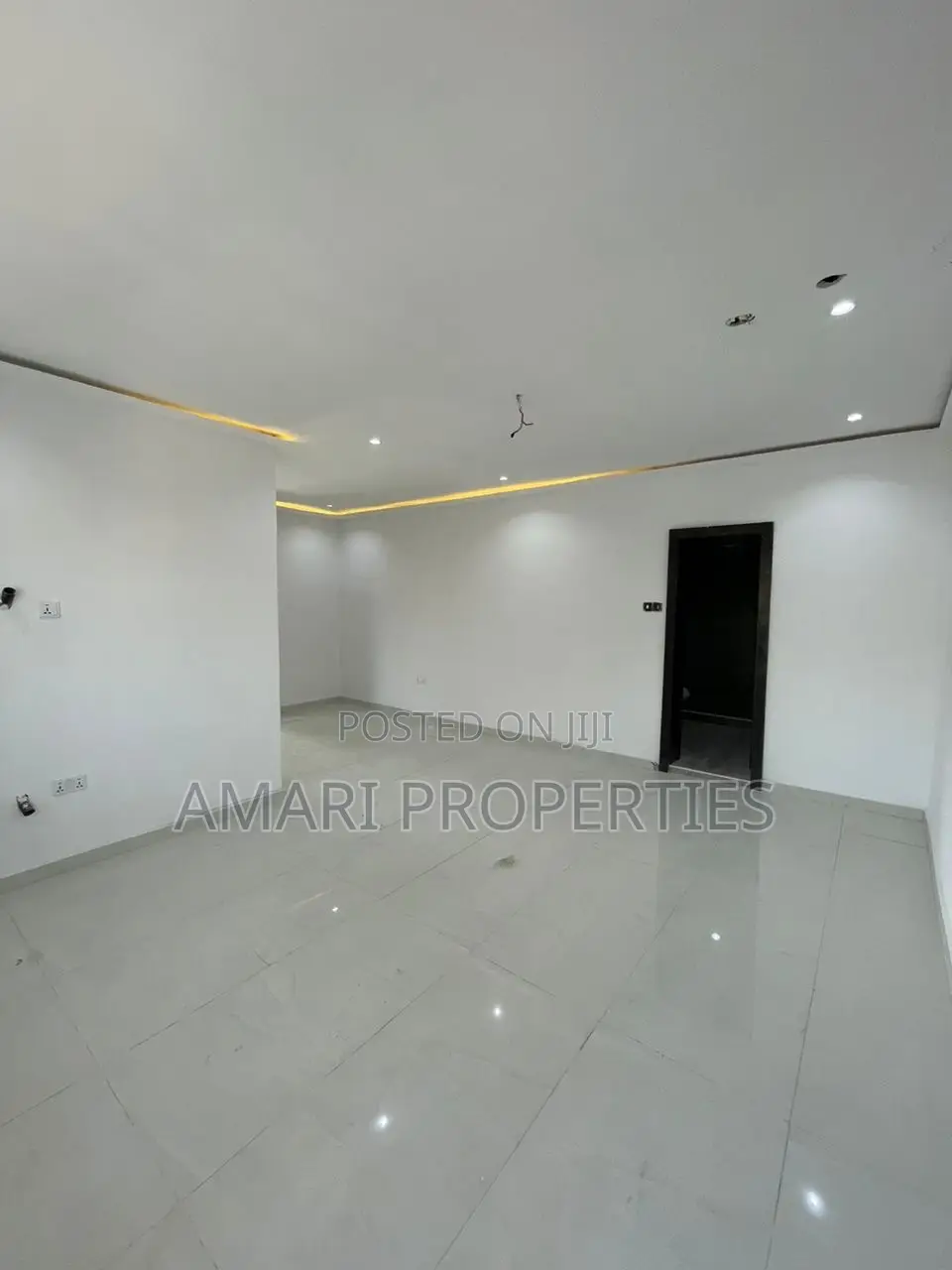 2bdrm Block of Flats in Oniru, Victoria Island Extension for rent in Victoria Island Extension