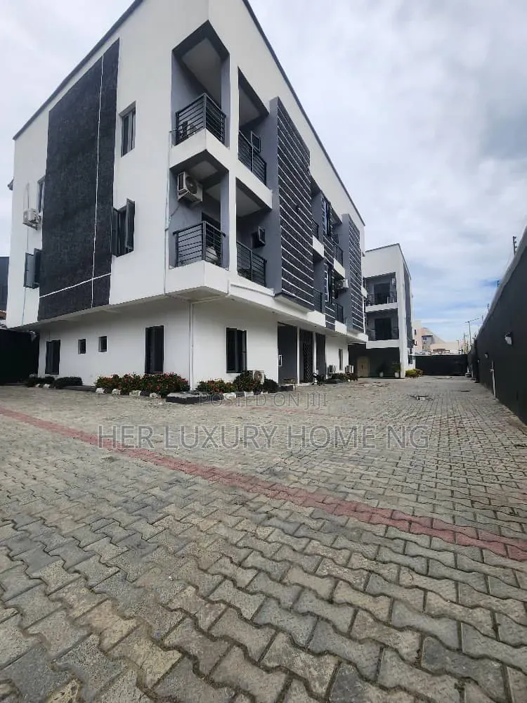2bdrm Apartment in Ikate, Lekki for rent in Lekki