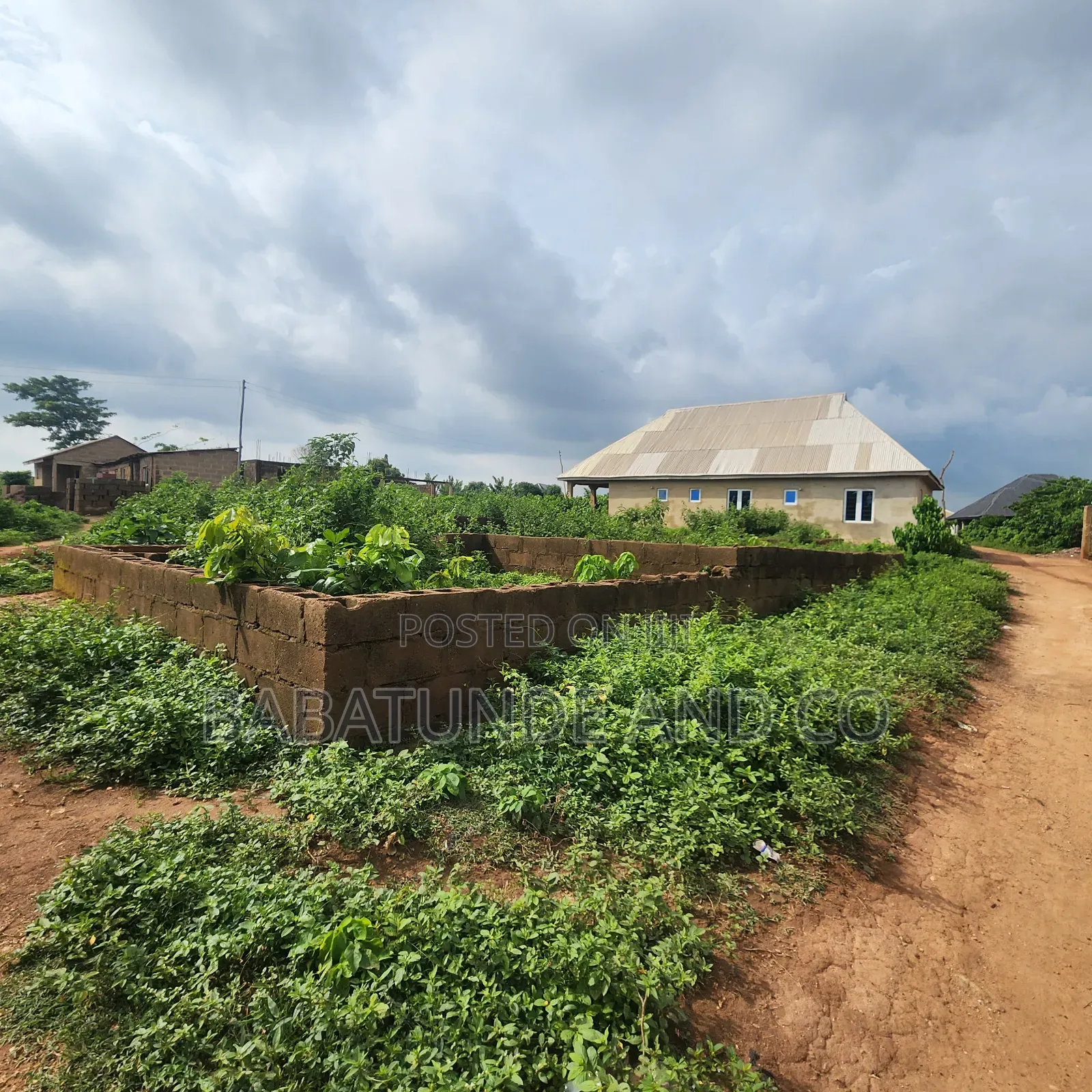 Plot of Land With Cofo for Sale at Aroro Berri, Ojoo Ibadan in Ojoo