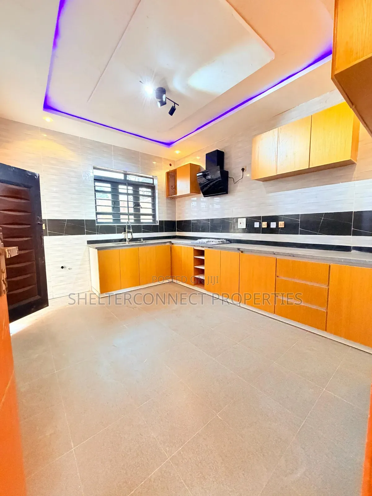 4bdrm Duplex in Oko-Oba for sale in Oko-Oba