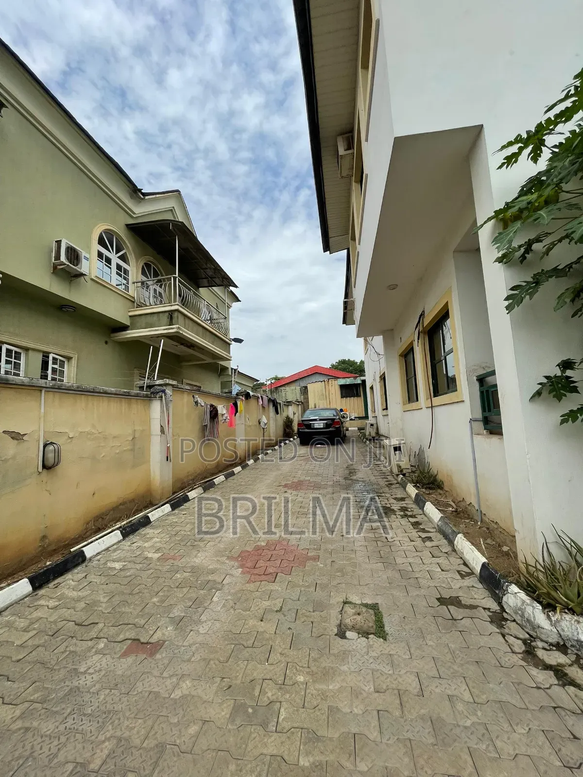 5bdrm Duplex in Zone 5 / Wuse for sale in Zone 5 / Wuse
