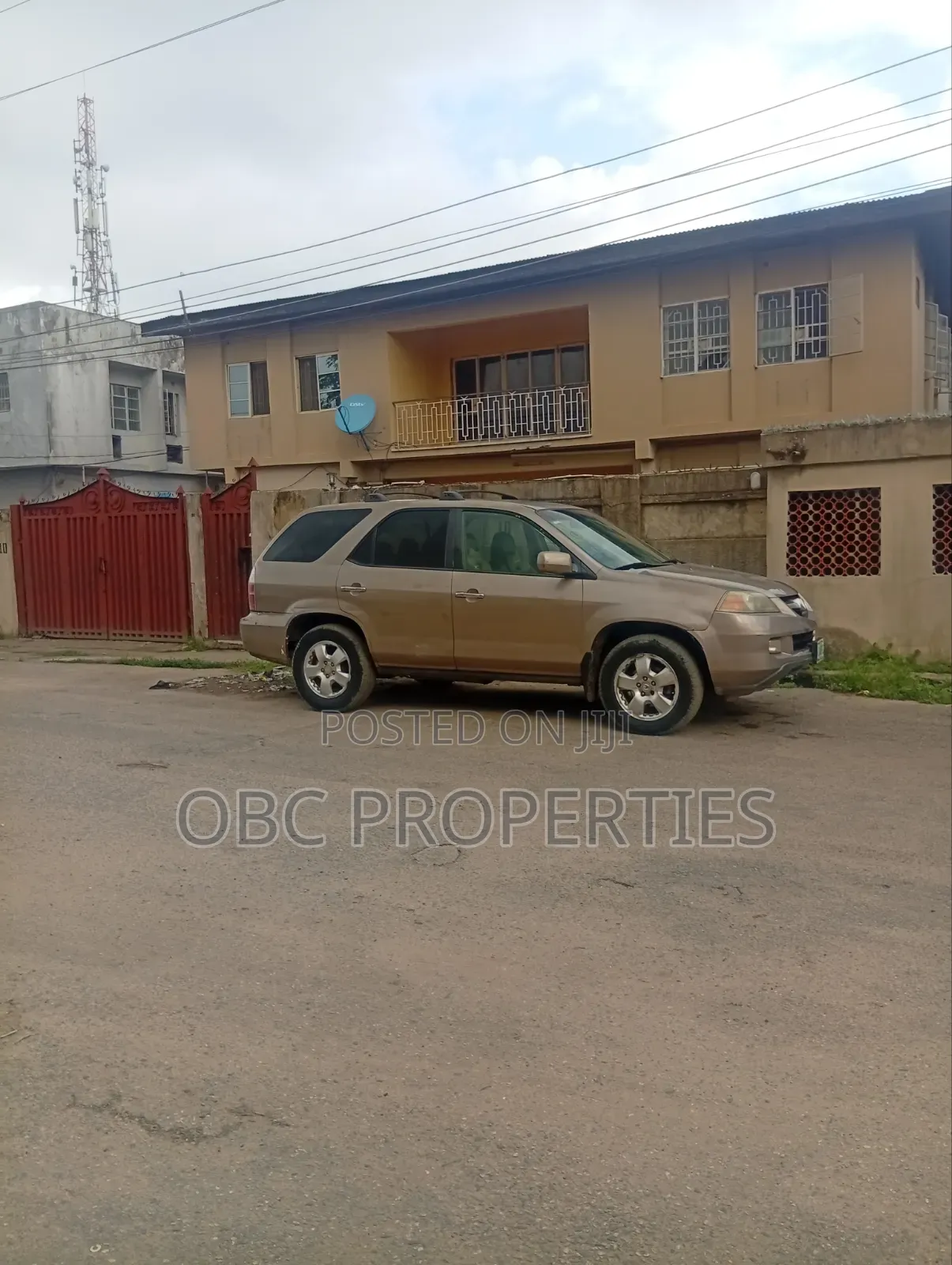 4bdrm Duplex in Fola Agoro for sale in Fola Agoro