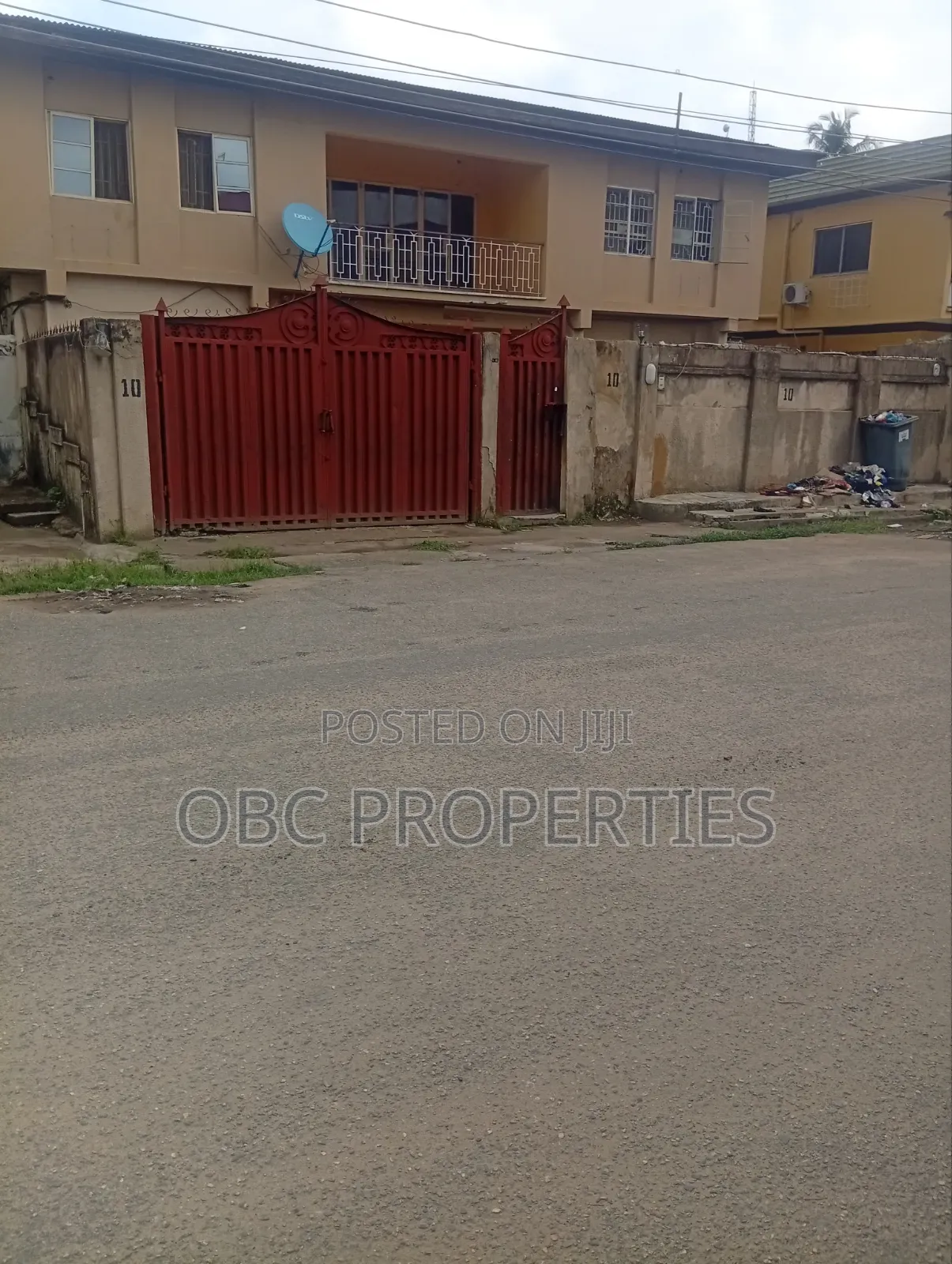 4bdrm Duplex in Fola Agoro for sale in Fola Agoro