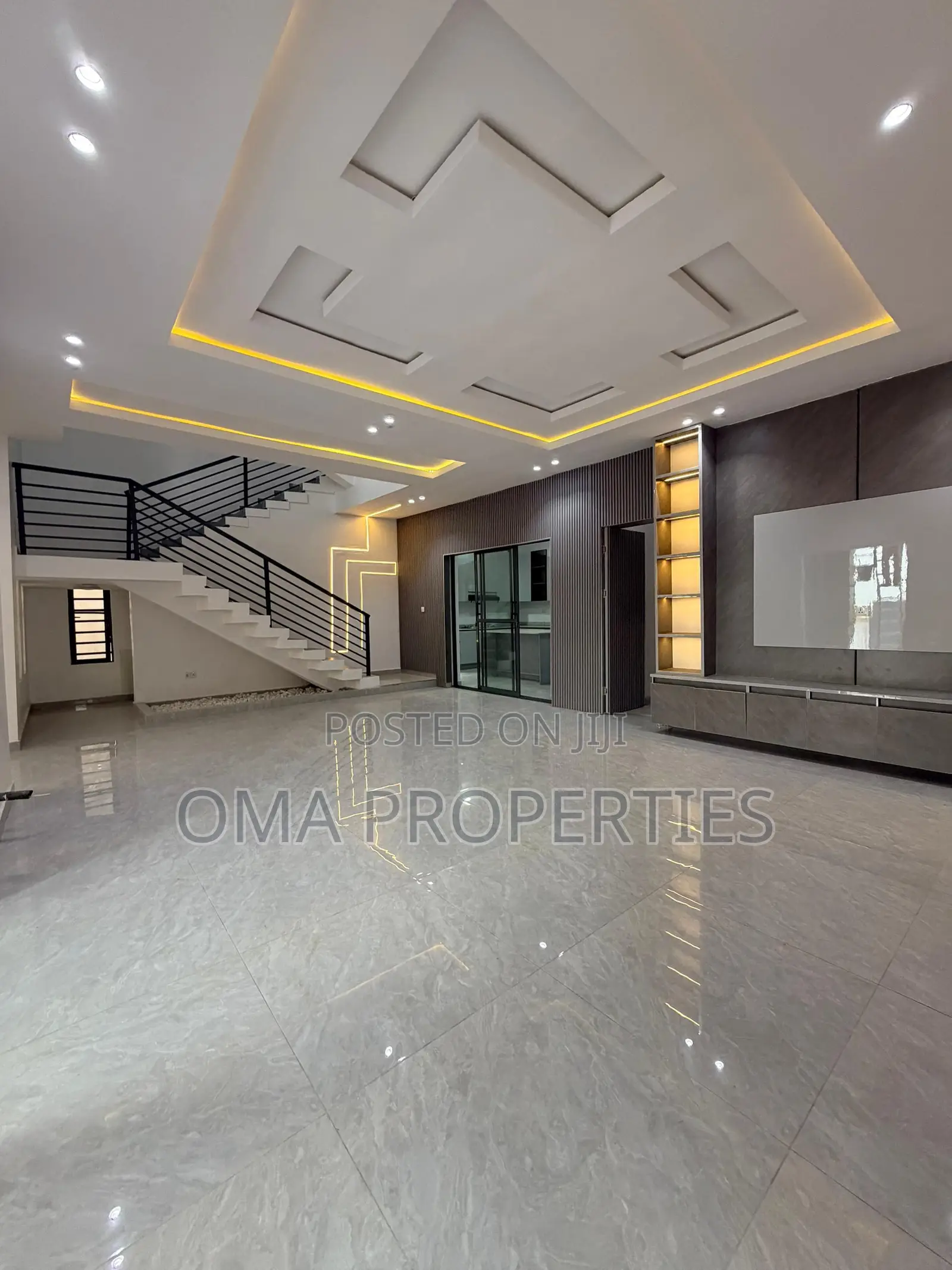 5bdrm Duplex in Ikeja for sale in Ikeja