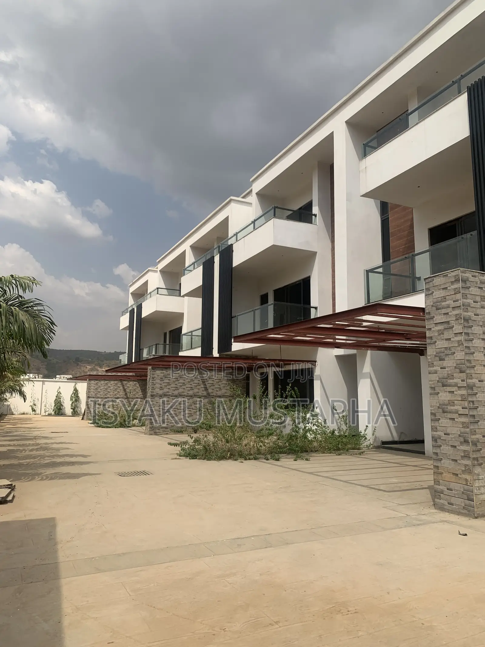 4bdrm Duplex in Katampe Extension for sale in Katampe Extension