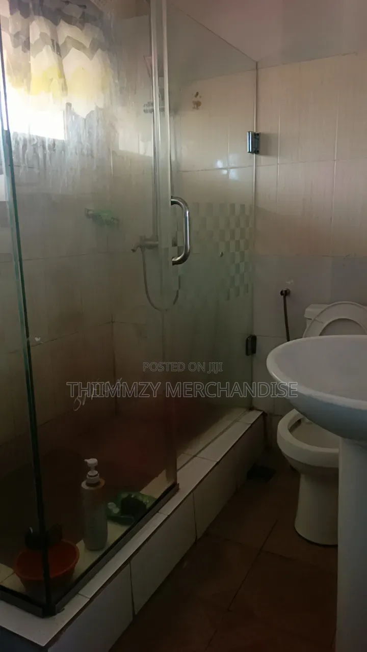 3bdrm Apartment in Gowon Estate, Idimu for sale in Idimu