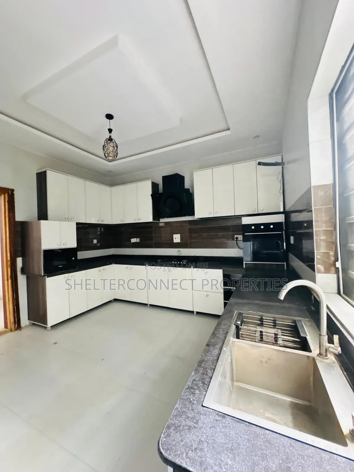 5bdrm Duplex in Lekki Phase 1 for rent in Lekki Phase 1