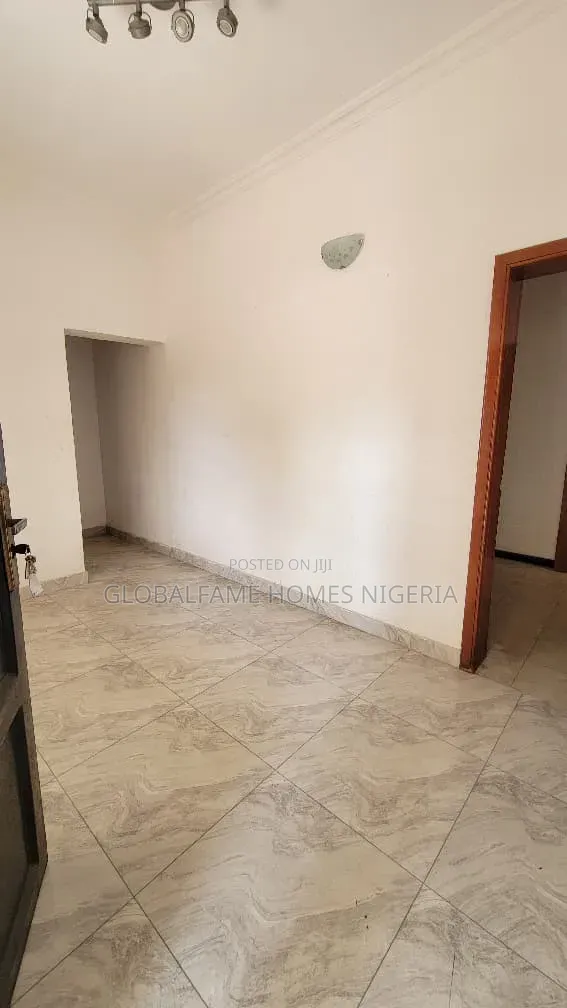 5bdrm Duplex in Parkview Estate for rent in Parkview Estate