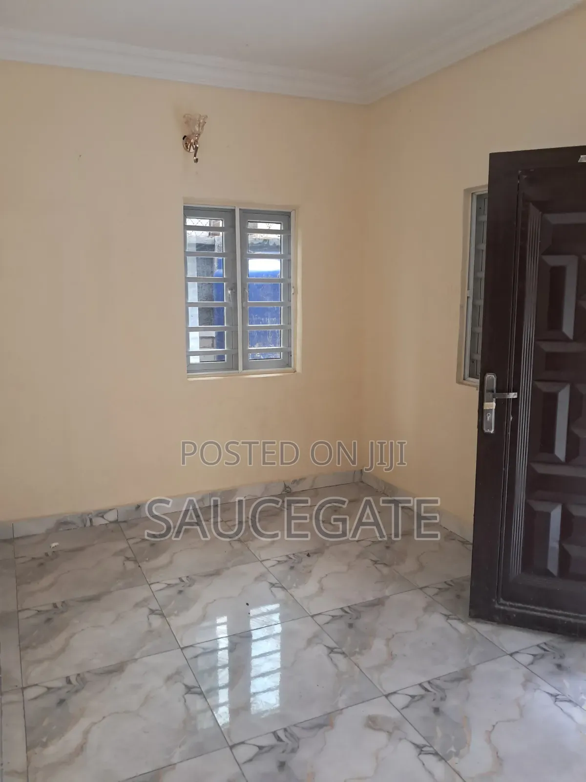 Mini Flat in Unipetrol Axis for rent in Satellite Town