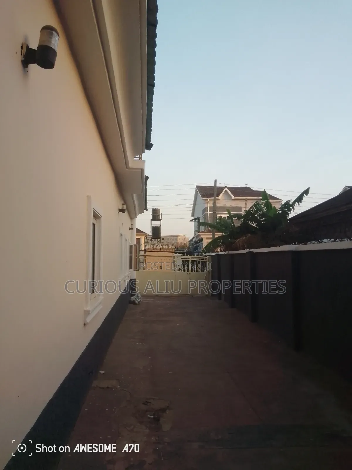 4bdrm Duplex in Ako Estate, Life Camp for rent in Life Camp