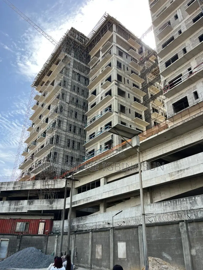 3bdrm Apartment in Victoria Island for sale in Victoria Island
