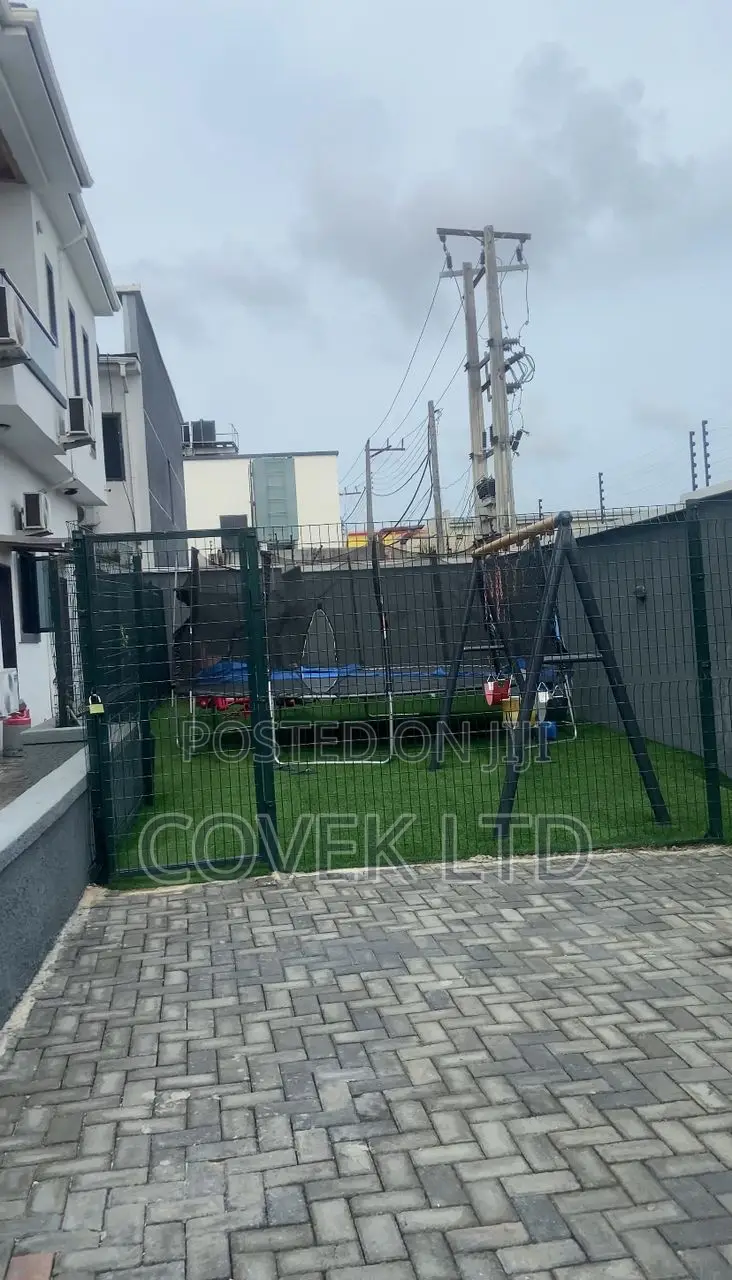 4bdrm Townhouse/Terrace In Creeklane Estate, Osapa London For Sale in Osapa london