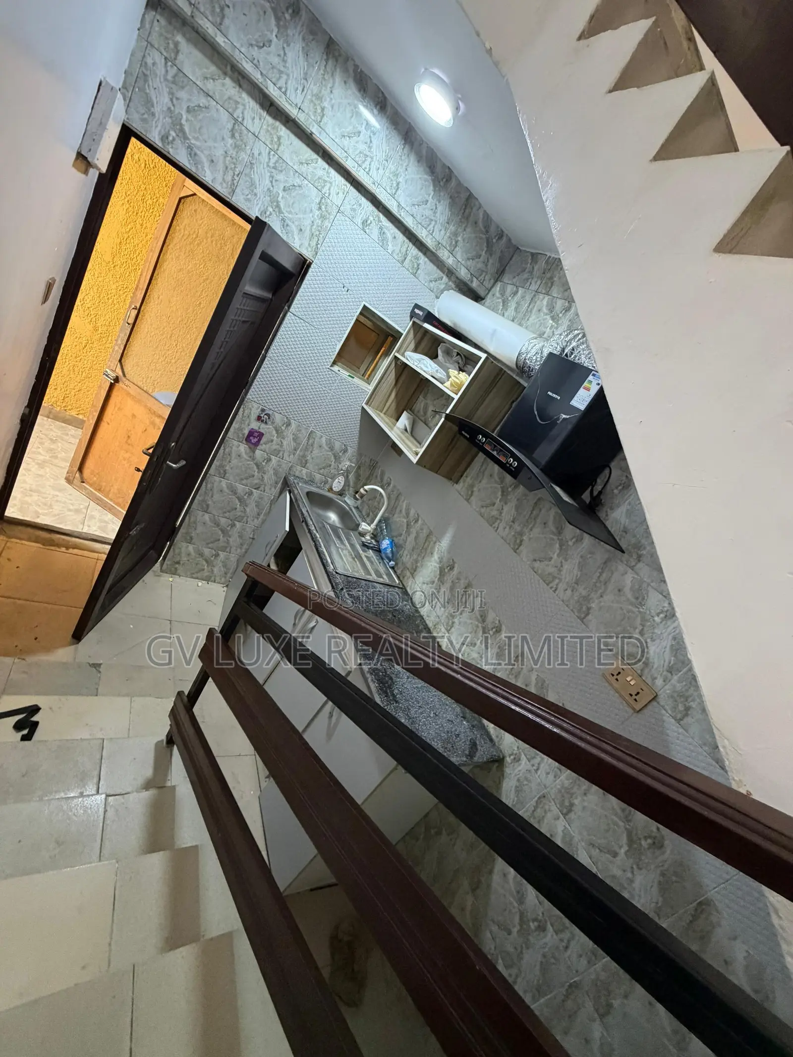 1bdrm Apartment in Lekki Phase1 for rent in Lekki