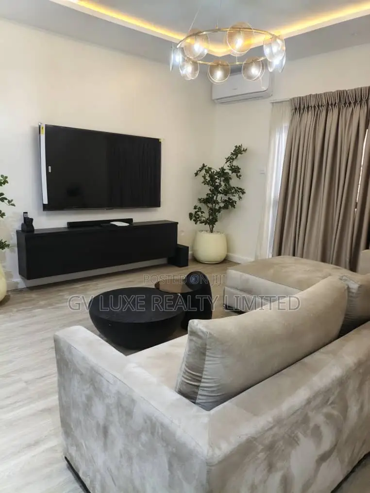 Furnished 3bdrm Apartment in Lekki Phase 1 for sale in Lekki