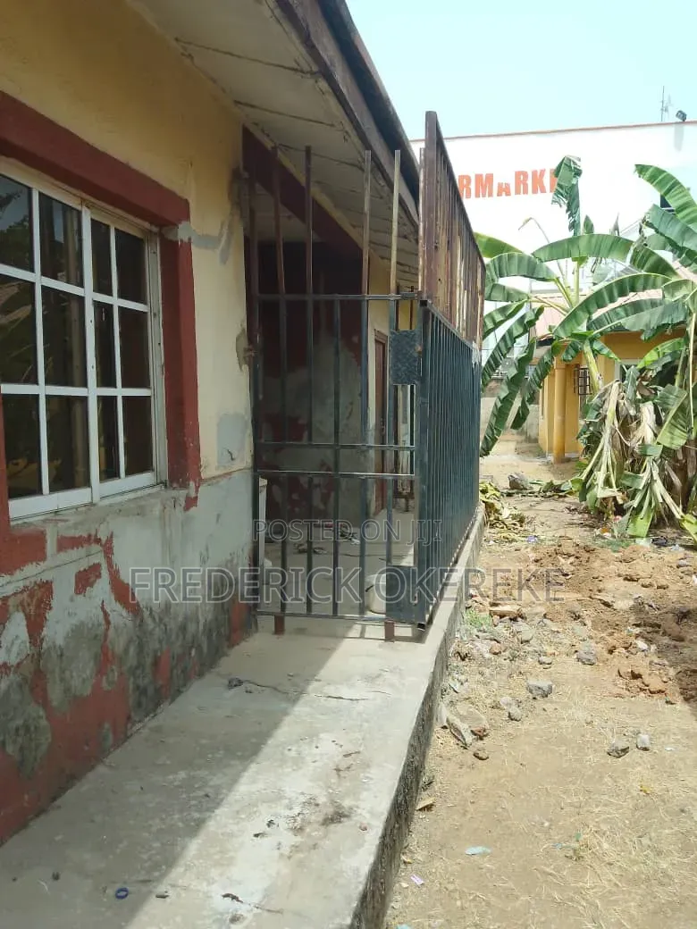 Prime 979 SQM Land on 3rd Avenue, Gwarinpa in Bunkoro
