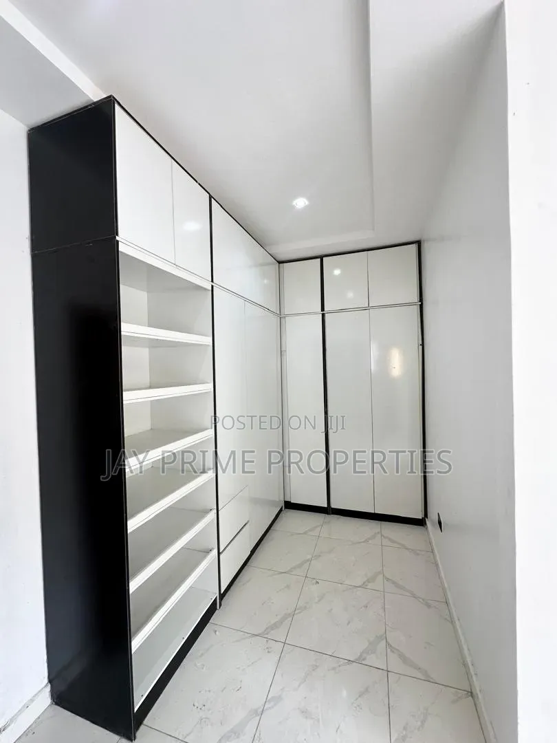 1bdrm Shared Apartment in Ologolo, Lekki for rent in Lekki