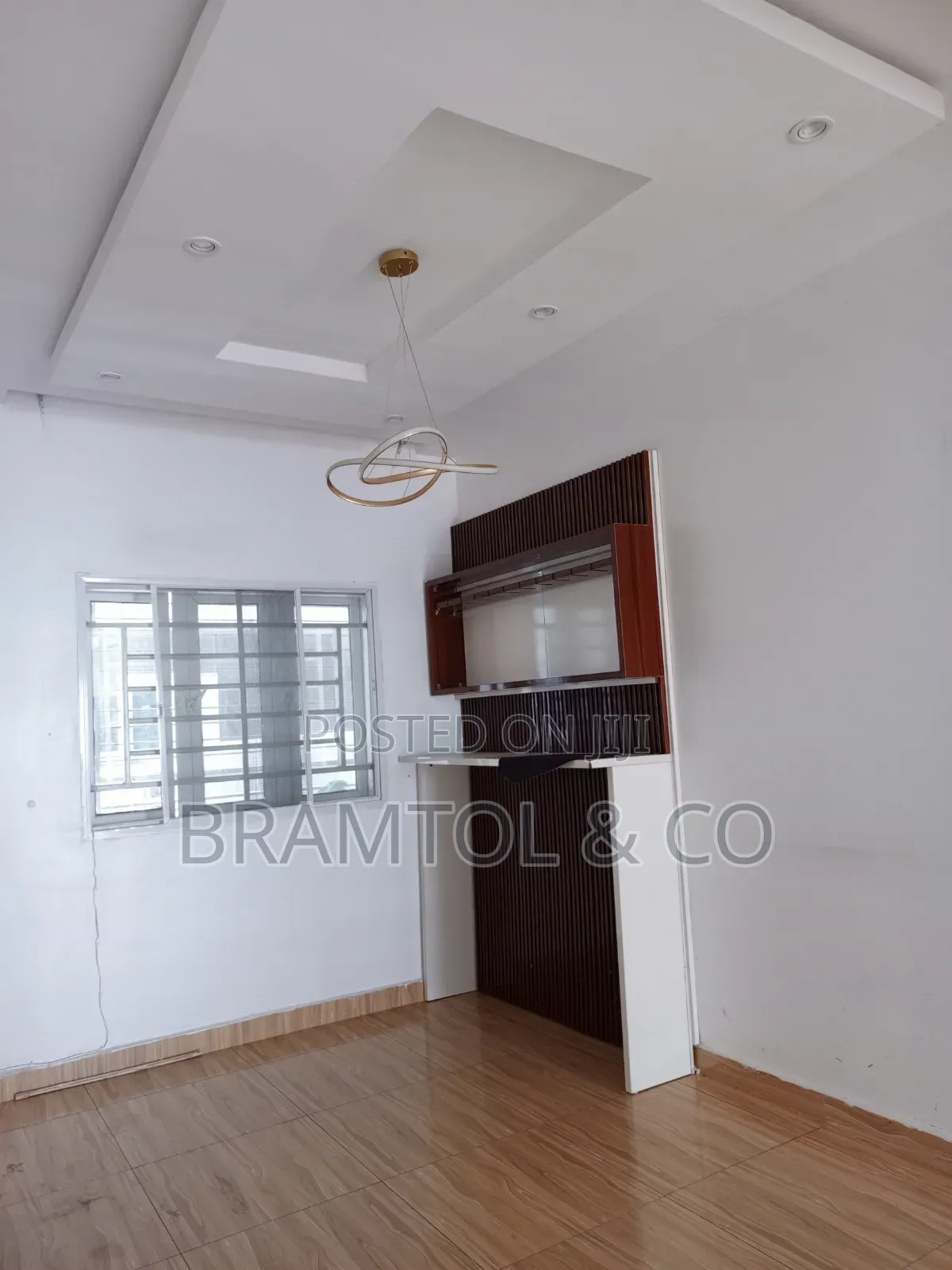 3bdrm Block of Flats in Plus Bq, Wuye for rent in Wuye