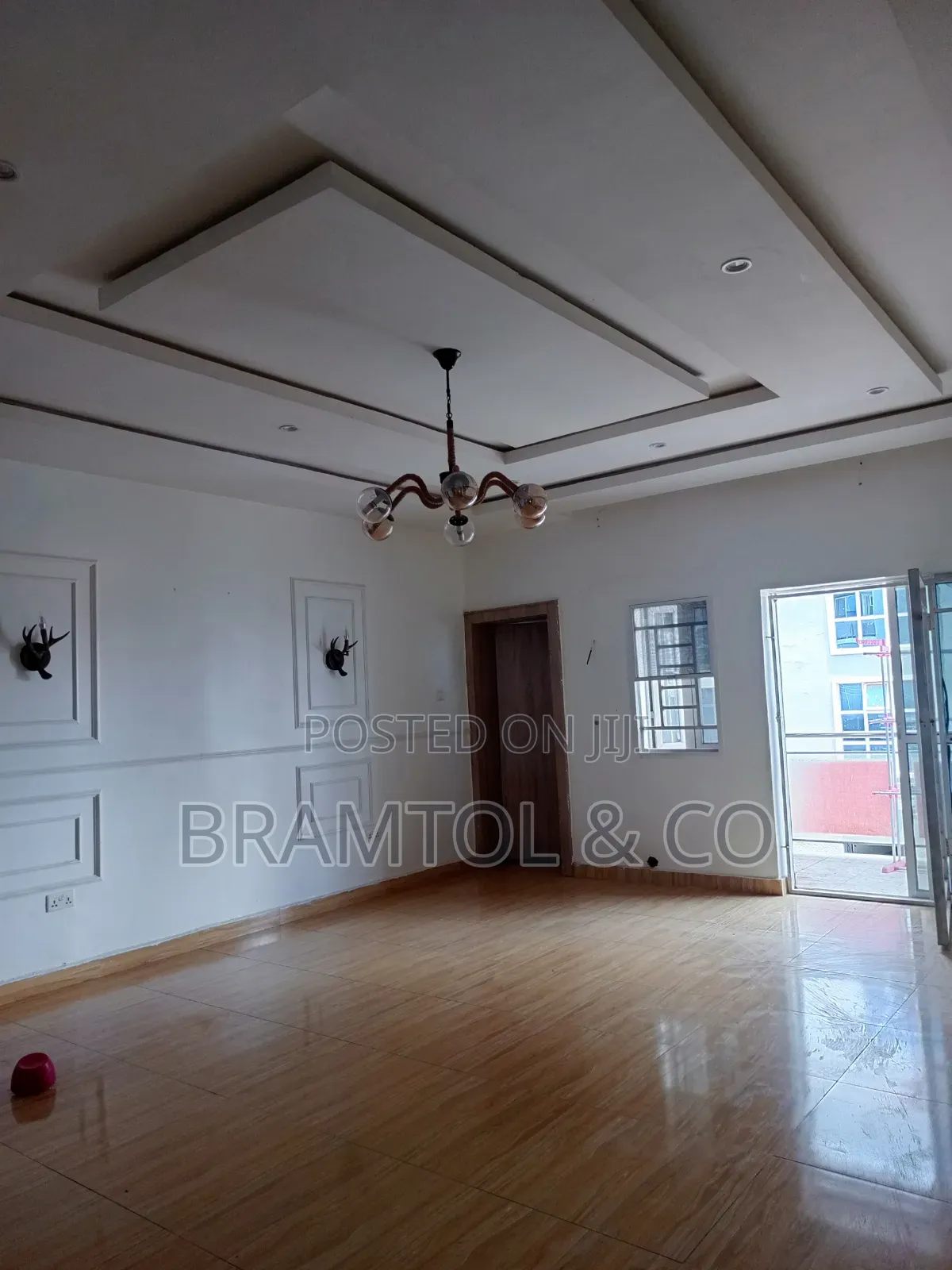 3bdrm Block of Flats in Plus Bq, Wuye for rent in Wuye