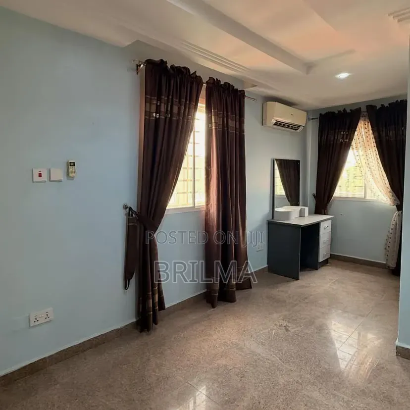 3bdrm Duplex in Garki for sale in Garki
