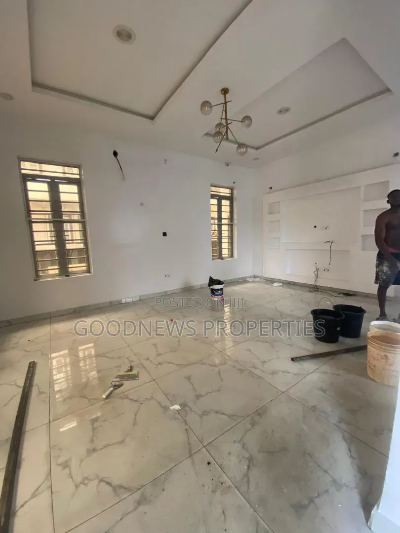 5bdrm Duplex in Ikota, Lekki County for rent in Ikota