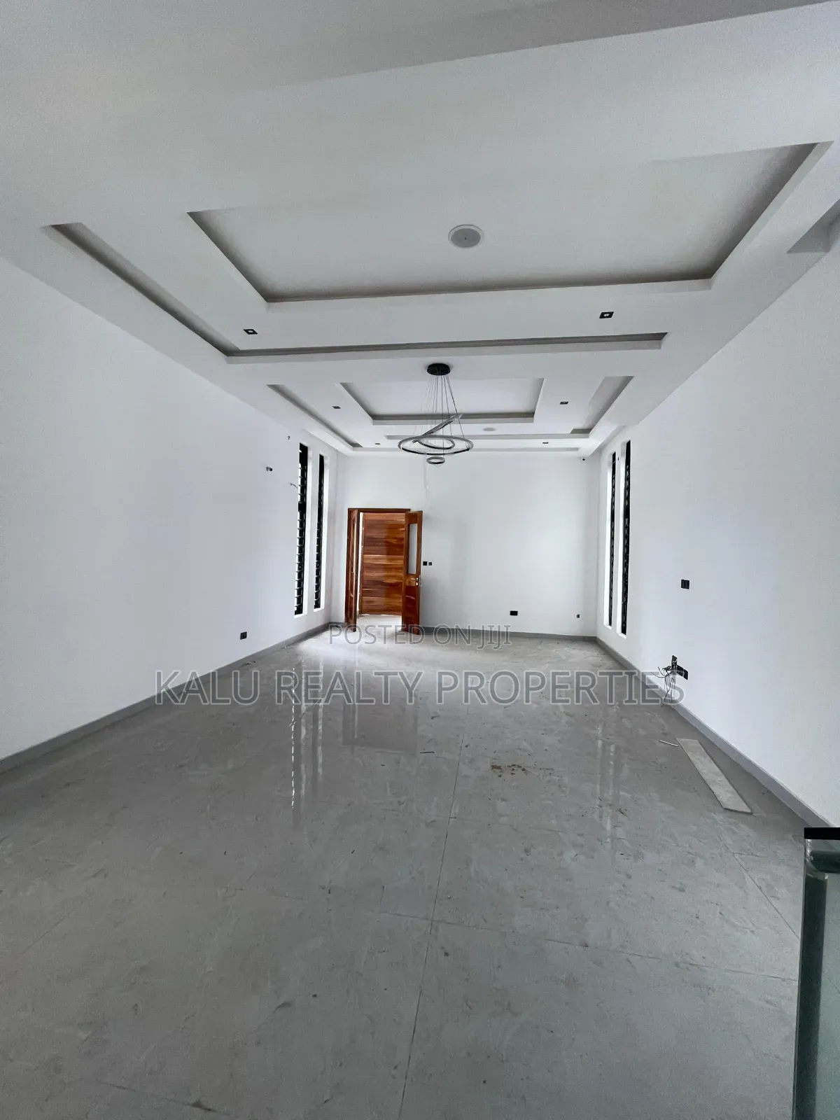 5bdrm Duplex in Osapa, Lekki for sale in Osapa london