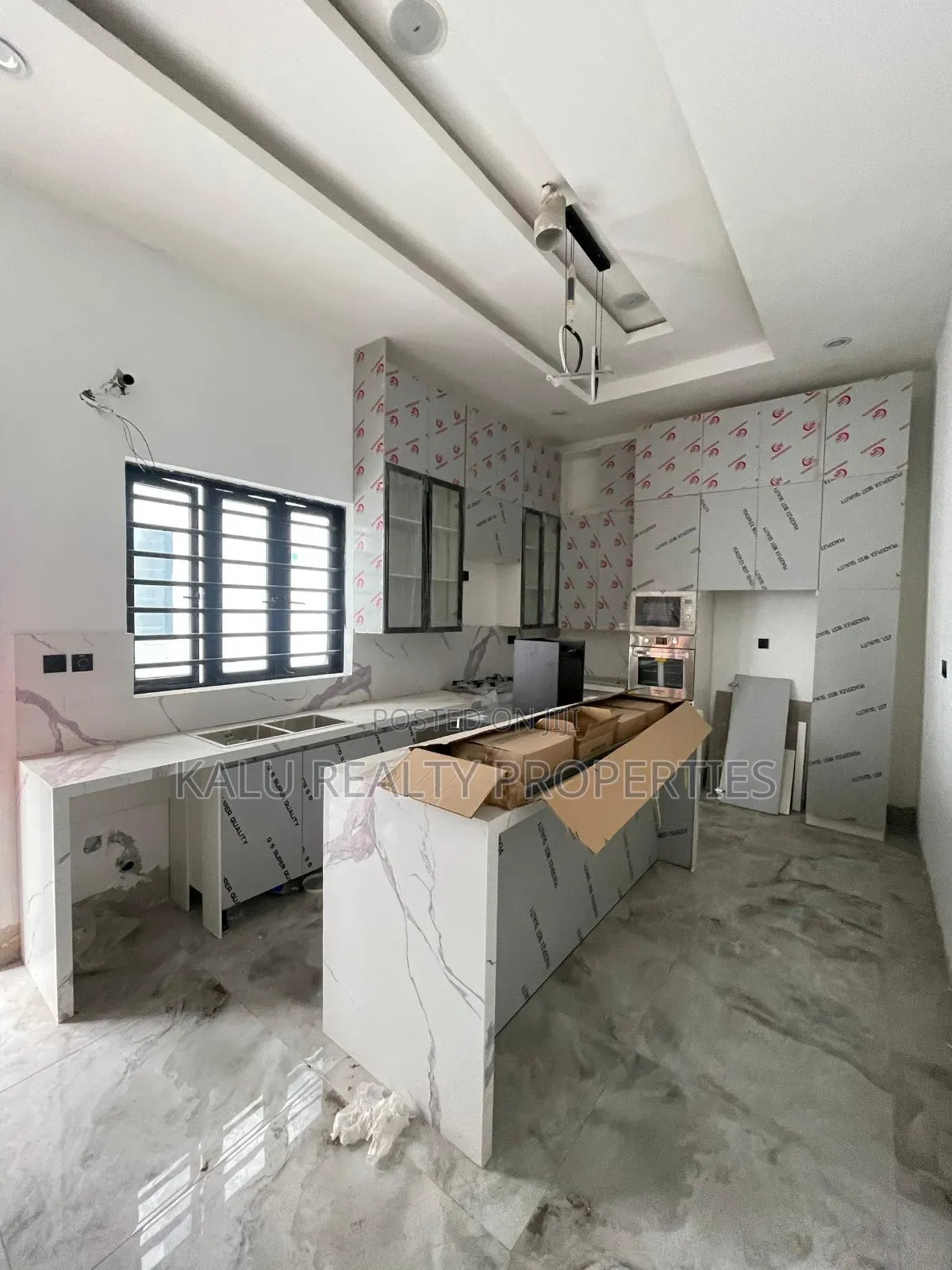 5bdrm Duplex in Osapa, Lekki for sale in Osapa london