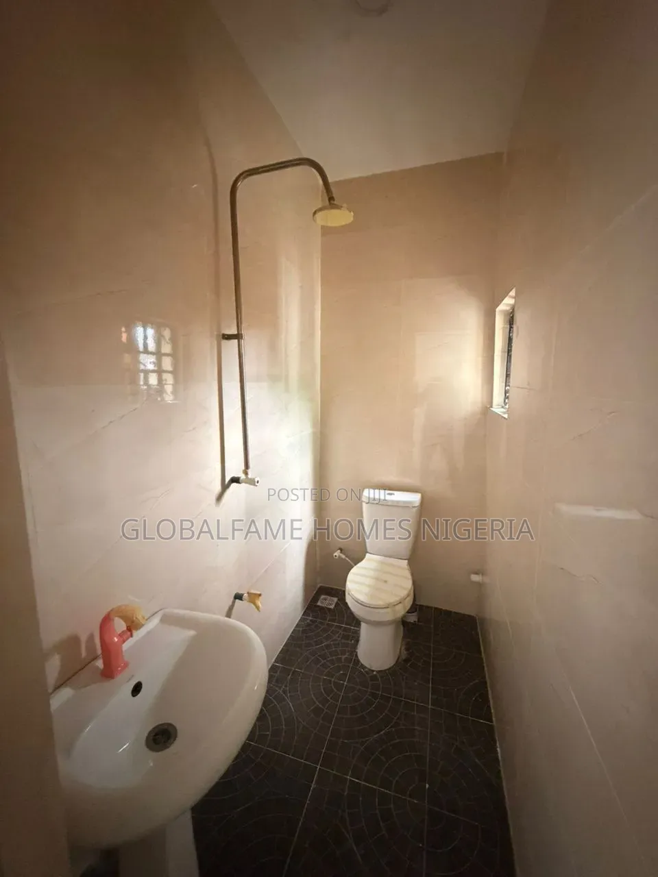 1bdrm Block of Flats in Elemoro for rent in Elemoro