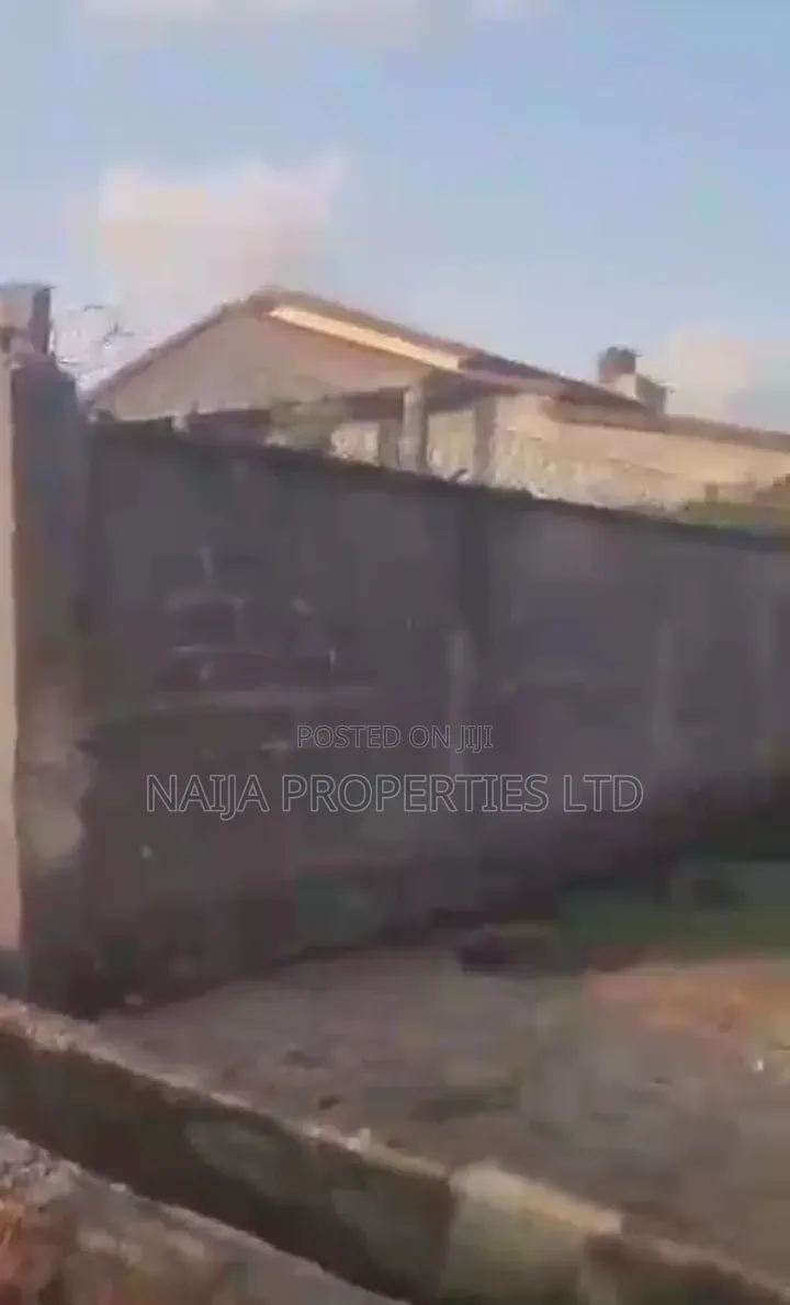 3bdrm Bungalow in Akins, Ado / Ajah for sale in Ado / Ajah