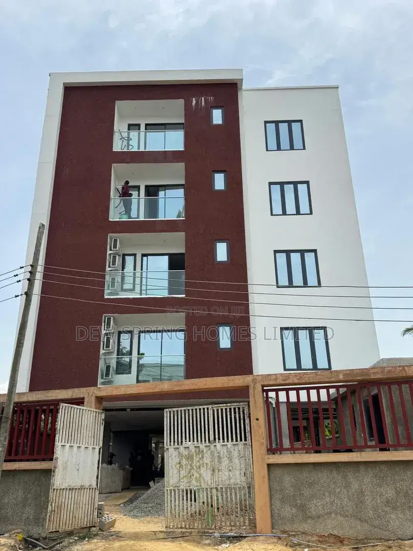 3bdrm Apartment in Ikooyi, Old Ikoyi for sale in Old Ikoyi