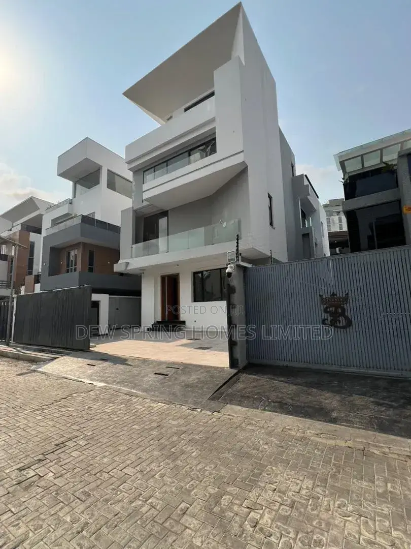 5bdrm Duplex in Old Ikoyi for sale in Old Ikoyi
