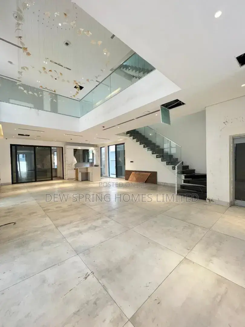 5bdrm Duplex in Old Ikoyi for sale in Old Ikoyi