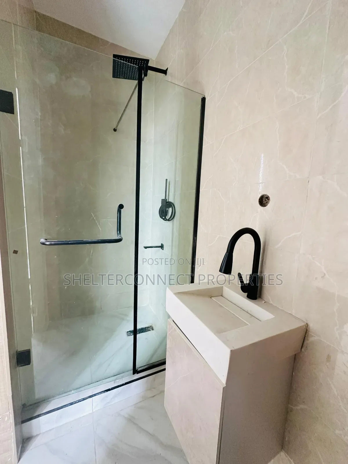 1bdrm Apartment in Lekki Phase 1 for sale in Lekki Phase 1