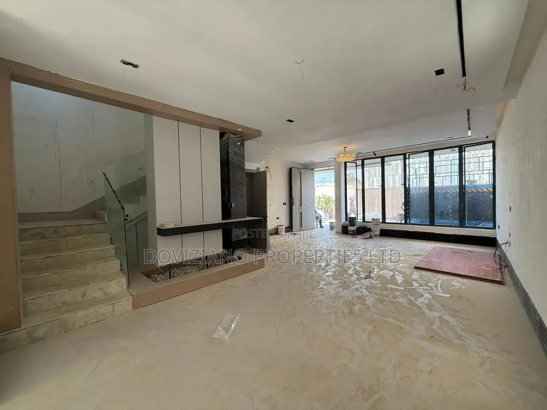 4bdrm Duplex in Bourdillon for sale in Bourdillon