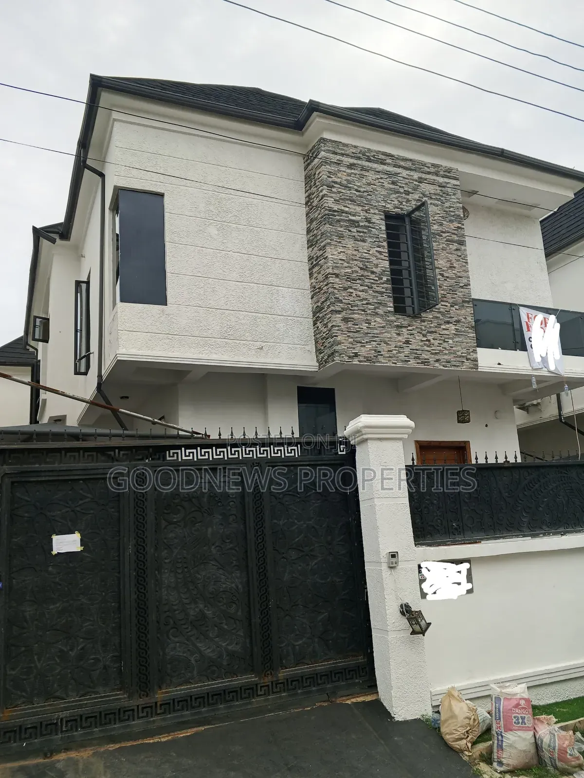 5bdrm Duplex in Ikota, Lekki County for rent in Ikota