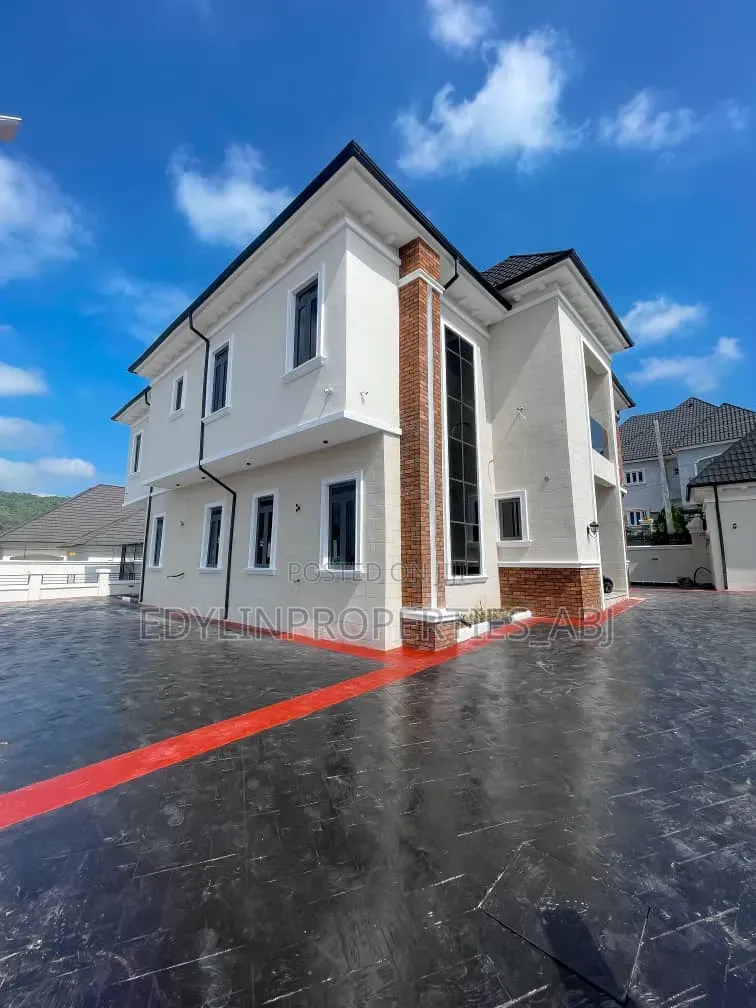 5bdrm Duplex in Inside An Estate, Karsana for sale in Karsana