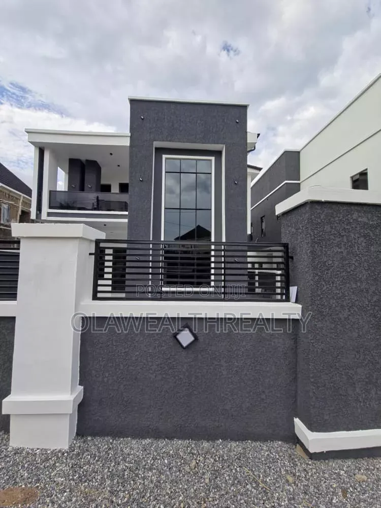 4bdrm Duplex in Carlton Gate Estate, Ibadan for sale in Ibadan