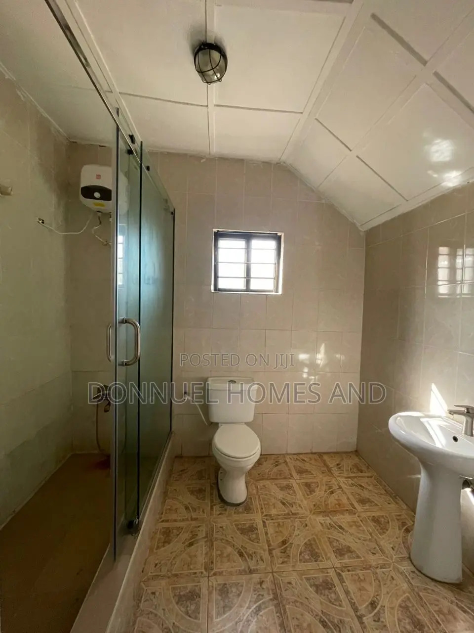 Studio Apartment in Ikota for rent in Ikota